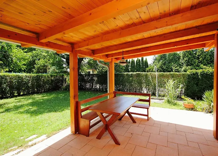 Brico By Interhome * Balatonkeresztúr